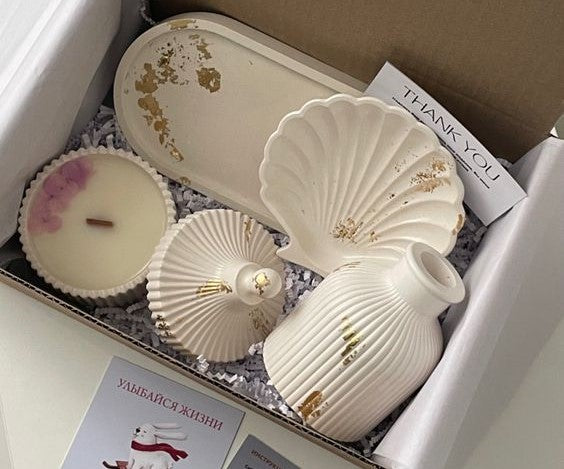 Oval Tray with Shell Tray Bundle