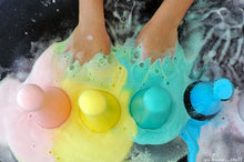 Load image into Gallery viewer, Science Experiments Box (5-10 yrs)
